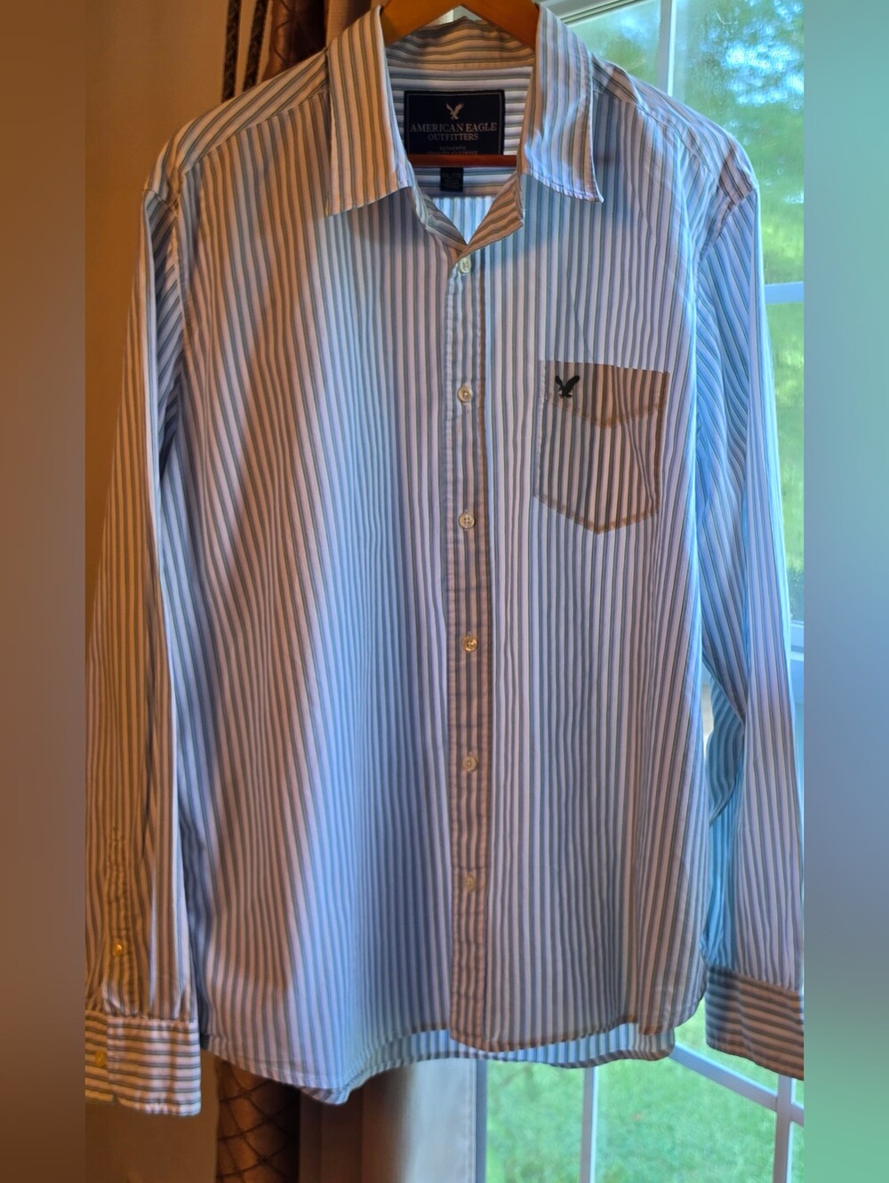 American Eagle Outfitters Men's Blue & Green  Striped Button-Down Shirt 100% Cot